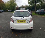 Toyota yaris III 1.5 vvti hsd eh hybride 100h e-cvt 75ch dynamic + options