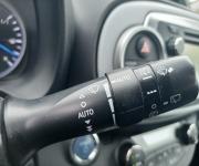 Toyota yaris III 1.5 vvti hsd eh hybride 100h e-cvt 75ch dynamic + options