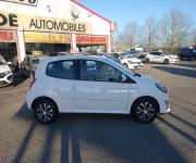 Renault twingo II 1.2 i 75 ch dynamique