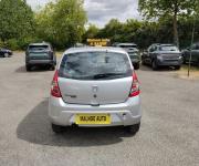 Dacia sandero 1.2 i 75 ch laureate