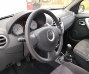 Dacia sandero 1.2 i 75 ch laureate